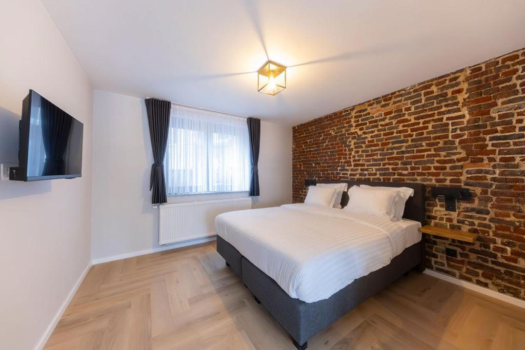 Apartment Midi